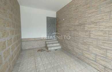 Imagem: O depósito possui 1 Vaga na garagem, 138m² de Área e está