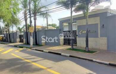 Imagem: A casa em condomínio possui 3 Dormitórios, 3 Banheiros, 2