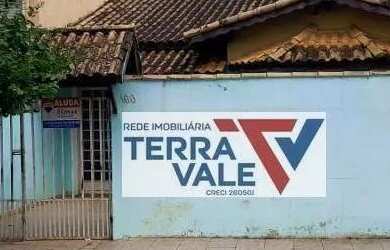 Imagem: A casa possui 2 Dormitórios, 2 Banheiros, 1 Vaga na garagem