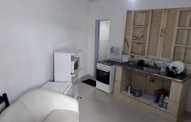 Imagem: O quarto possui 1 Dormitório e está localizado em Boqueirão