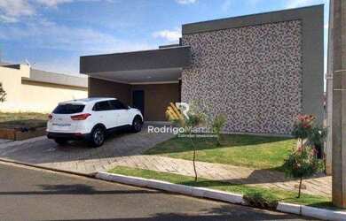 Imagem: A casa em condomínio possui 3 Dormitórios, 3 Banheiros, 4