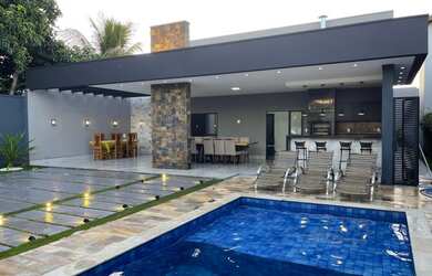 Imagem: A casa em condomínio possui 3 Dormitórios, 4 Banheiros, 5