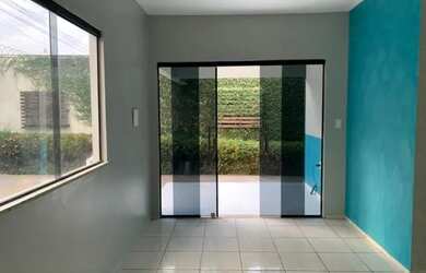 Imagem: A casa possui 4 Dormitórios, 4 Banheiros, 300m² de Área e