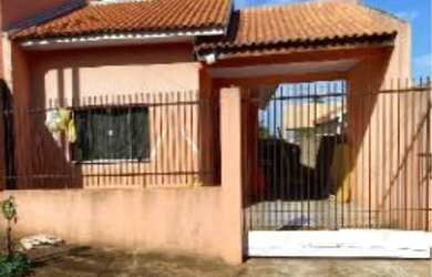 Imagem: A casa possui 2 Dormitórios, 1 Banheiro, 1 Vaga na garagem