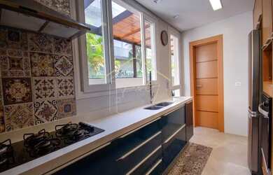 Imagem 10: Casa para venda em condomínio alto padrão na praia de Juquehy- São Sebastião