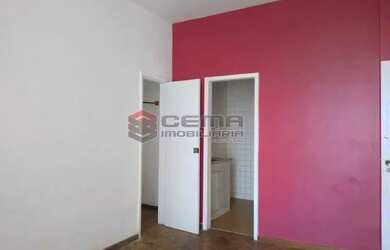 Imagem: O apartamento possui 1 Dormitório, 1 Banheiro, 43m² de Área