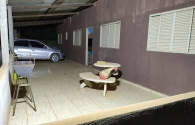 Imagem: A casa em condomínio possui 2 Dormitórios, 1 Banheiro, 2 Vagas