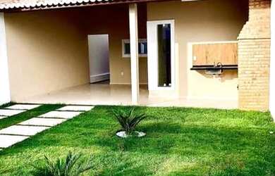 Imagem: A casa possui 3 Dormitórios, 2 Banheiros e está localizado