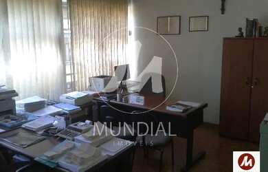 Imagem: O depósito possui 38m² de Área e está localizado em Centro