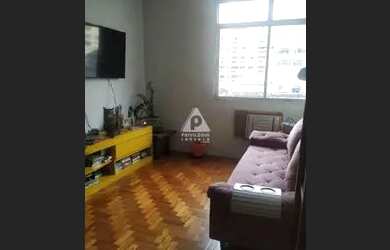 Imagem: O apartamento possui 2 Dormitórios, 2 Banheiros, 68m² de Área