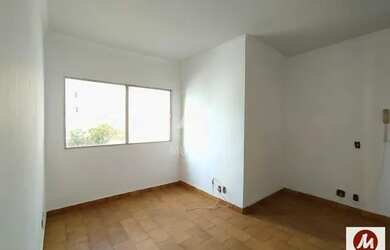 Imagem: O apartamento possui 3 Dormitórios, 1 Banheiro, 1 Vaga na garagem