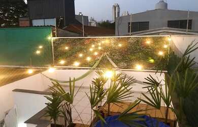 Imagem: A casa possui 4 Dormitórios, 5 Banheiros, 2 Vagas na garagem