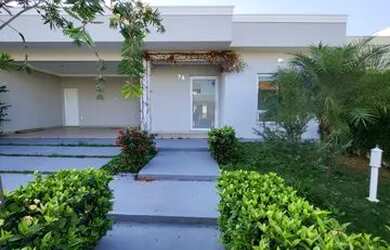 Imagem: A casa em condomínio possui 3 Dormitórios, 4 Banheiros, 4