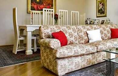 Imagem: A casa possui 4 Dormitórios, 5 Banheiros, 5 Vagas na garagem