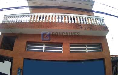 Imagem: A casa possui 2 Dormitórios, 1 Banheiro, 3 Vagas na garagem