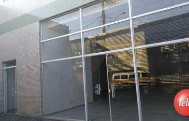 Imagem: O depósito possui 1 Vaga na garagem e 200m² de Área e está