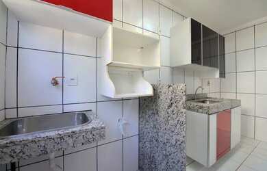 Imagem: O apartamento possui 2 Dormitórios, 2 Banheiros, 1 Vaga na