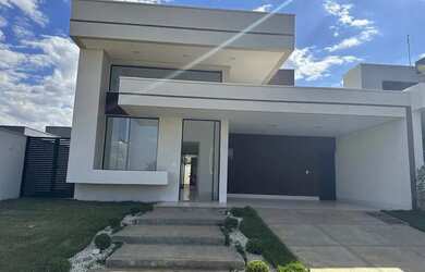 Imagem: A casa em condomínio possui 3 Dormitórios, 5 Banheiros, 4