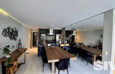 Imagem: O apartamento possui 3 Dormitórios, 1 Banheiro, 2 Vagas na