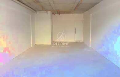 Imagem: O depósito possui 1 Vaga na garagem, 52m² de Área e está