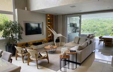 Imagem 5: SANTANA DE PARNAIBA - Casa Padrão - Alphaville