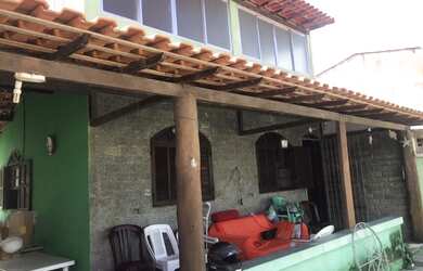 Imagem: A casa possui 4 Dormitórios, 4 Banheiros, 3 Vagas na garagem