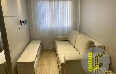 Imagem: O apartamento possui 2 Dormitórios, 1 Banheiro, 1 Vaga na garagem