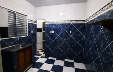 Imagem 4: Aluga-se uma casa. 70m² de Área, 3 Banheirose2 Dormitórios