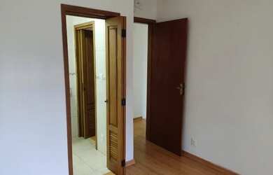 Imagem 13: Aconchegante, Moderno e Reformado Apartamento à Venda em Petrópolis