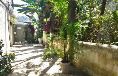 Imagem: O terreno possui 250m² de Área e está localizado em Vila