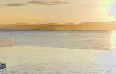 Imagem: O apartamento possui 3 Dormitórios, 1 Banheiro, 164m² de Área