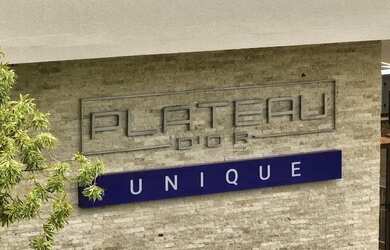 Imagem: O terreno possui 640m² de Área, Imóvel novo e está localizado