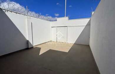 Imagem 2: Linda Casa à Venda no Bairro Vila Campos