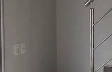 Imagem: A casa em condomínio possui 2 Dormitórios, 2 Banheiros e 1