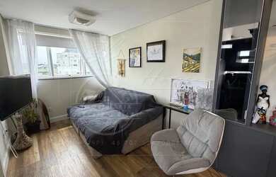 Imagem 5: Exclusivo Duplex no Alto da Rua XV Terraço com Infra para Jacuzzi