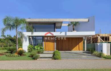 Imagem: A casa em condomínio possui 3 Dormitórios, 3 Banheiros, 2