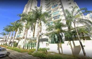 Imagem: O apartamento possui 4 Dormitórios, 5 Banheiros, 3 Vagas na