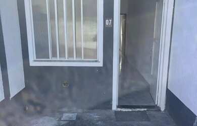 Imagem: A casa possui 1 Dormitório, 1 Banheiro, 35m² de Área, Imóvel