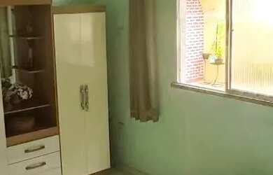 Imagem: A casa possui 3 Dormitórios, 3 Banheiros, 5 Vagas na garagem