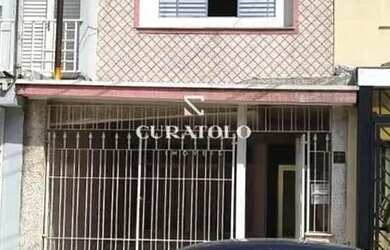 Imagem: A casa possui 2 Dormitórios, 1 Banheiro, 1 Vaga na garagem