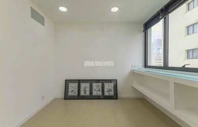 Imagem: O depósito possui 1 Vaga na garagem e 31m² de Área e está