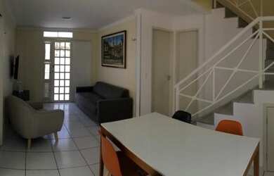 Imagem: A casa em condomínio possui 4 Dormitórios, 4 Banheiros, 2