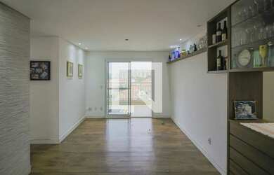 Imagem: O apartamento possui 3 Dormitórios, 2 Banheiros, 2 Vagas na