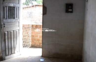 Imagem: A casa possui 2 Dormitórios, 1 Banheiro, 80m² de Área e