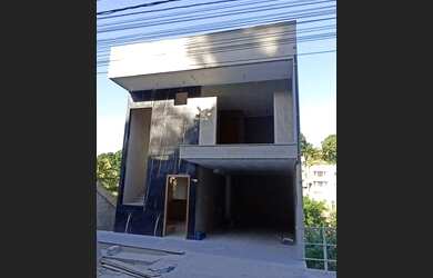 Imagem 2: VENDO CASA NOVINHA. Churrasqueira, 150m² de Área, 1 Vaga na garageme3...