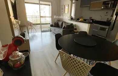 Imagem: O apartamento possui 2 Dormitórios, 1 Banheiro, 1 Vaga na garagem