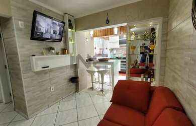 Imagem: O apartamento possui 1 Dormitório, 1 Banheiro, 1 Vaga na garagem