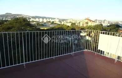 Imagem 2: PORTO ALEGRE - Apartamento Padrão - Cristal