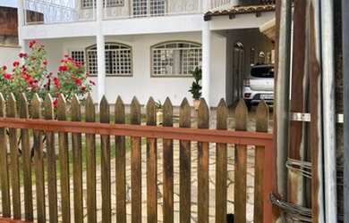 Imagem: A casa em condomínio possui 2 Dormitórios, 2 Banheiros, 1