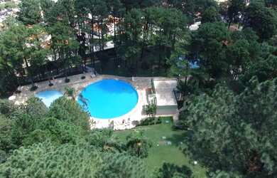 Imagem: O apartamento possui 4 Dormitórios, 5 Banheiros, 2 Vagas na